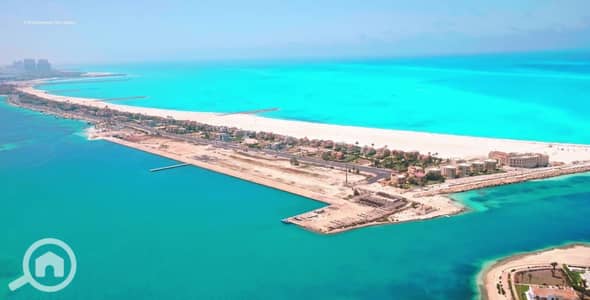 2 Bedroom Chalet for Sale in North Coast, Matruh - The Island - 94 sqm + 45 Garden -6. jpg