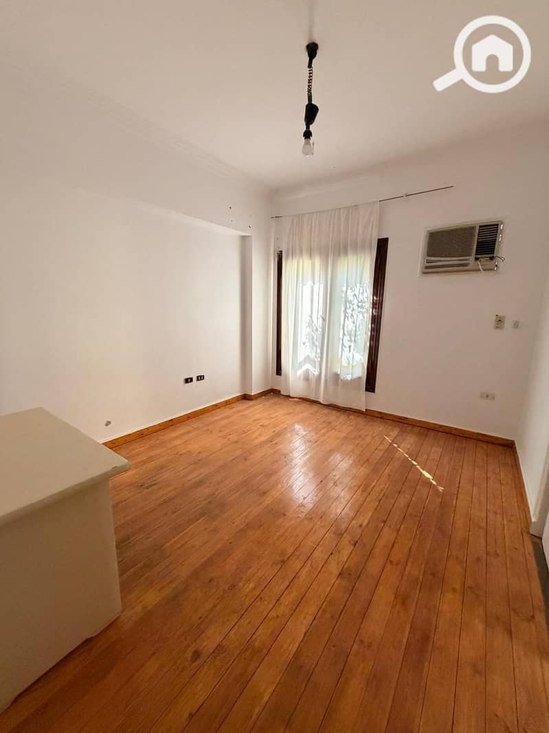 Duplex for rent in the First District, 350 meters, private entrance and private front and back gardens for privacy, close to all services. - Ansicht 6