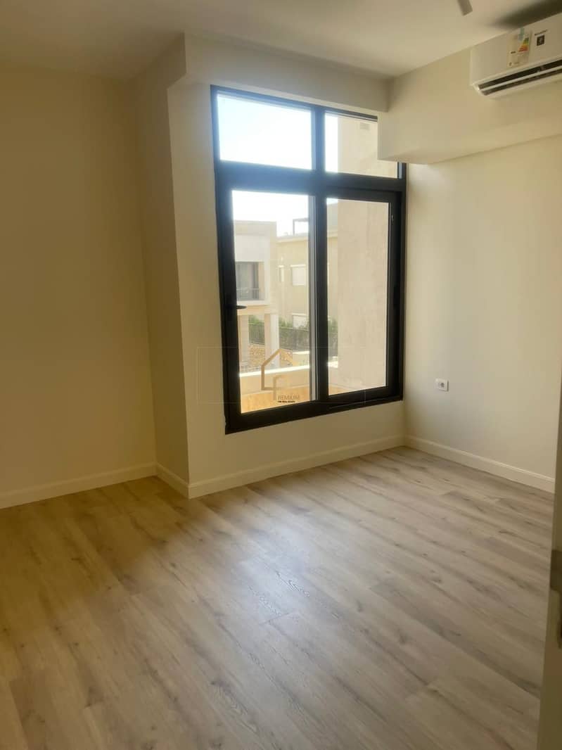 Townhouse with Kitchen and AC for rent at Owest(WHYT)near of palm hills , new giza ,palm parks elshikh zayed and waslt dahshour – pohled 3