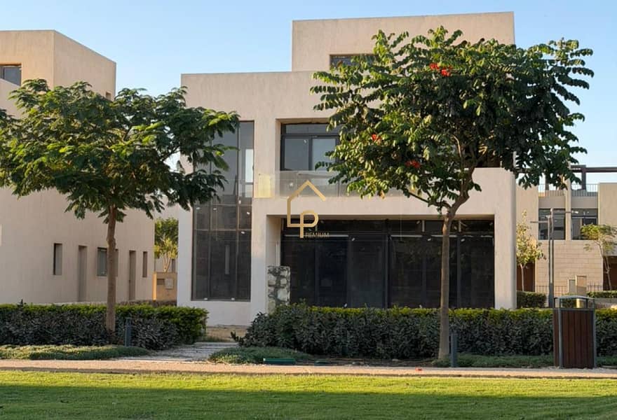 Townhouse with Kitchen and AC for rent at Owest(WHYT)near of palm hills , new giza ,palm parks elshikh zayed and waslt dahshour – další