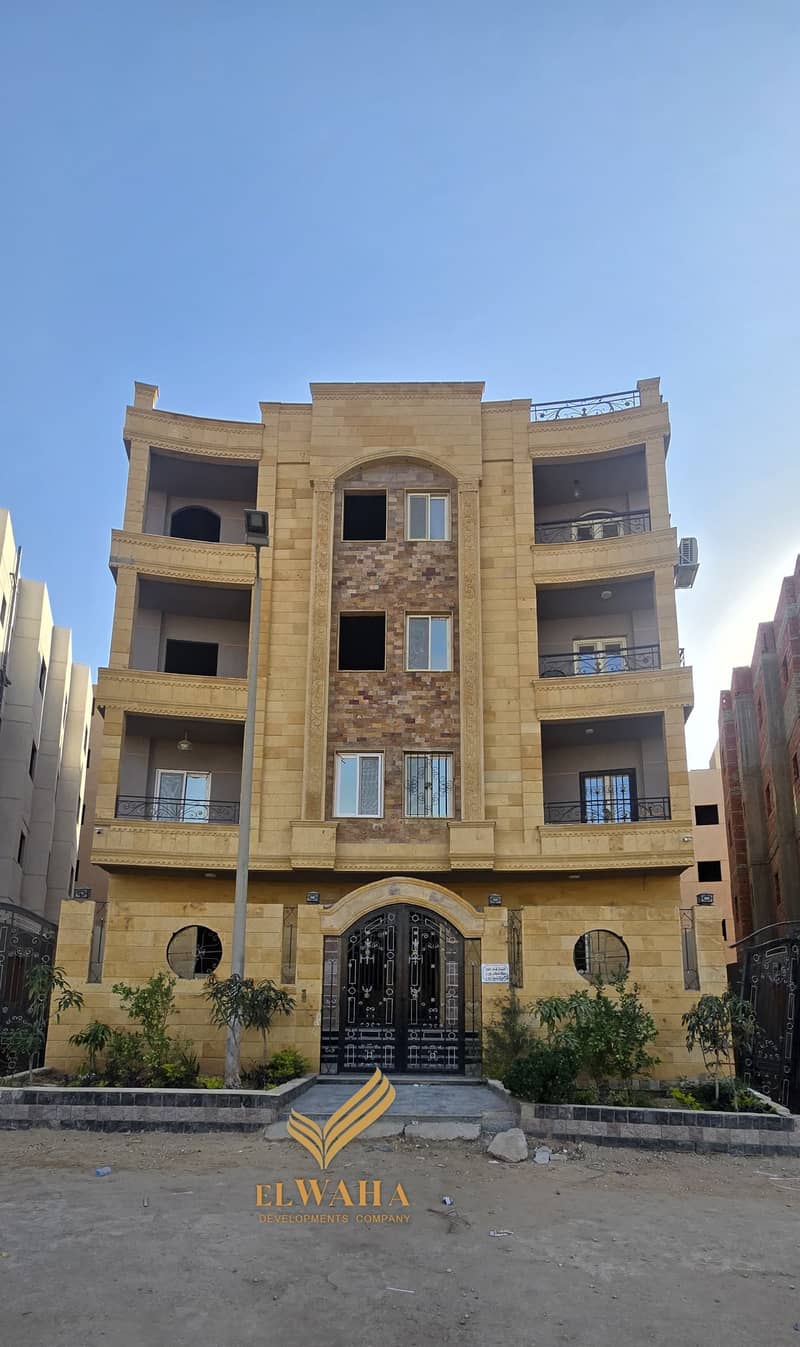 180 sqm super lux apartment with a garden view, strategically located next to Mall of Egypt and Downtown Mall in Badr City - the distinguished neighborhood – pohled 2