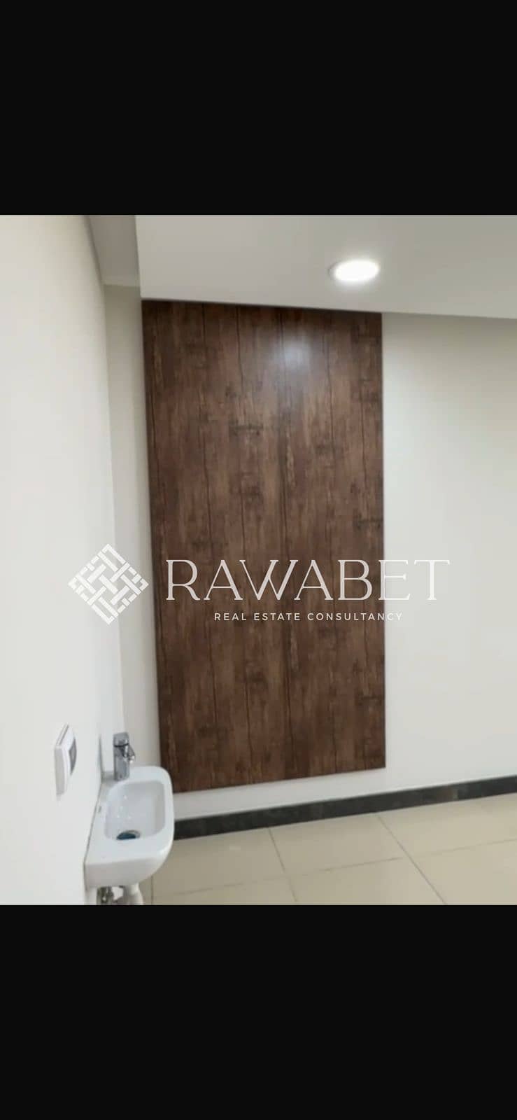 76 sqm office for sale in Trivium Mall, Sheikh Zayed | Fully finished with ACs | 2 rooms, reception, bathroom & kitchenette | Ready to move. – pohled 2