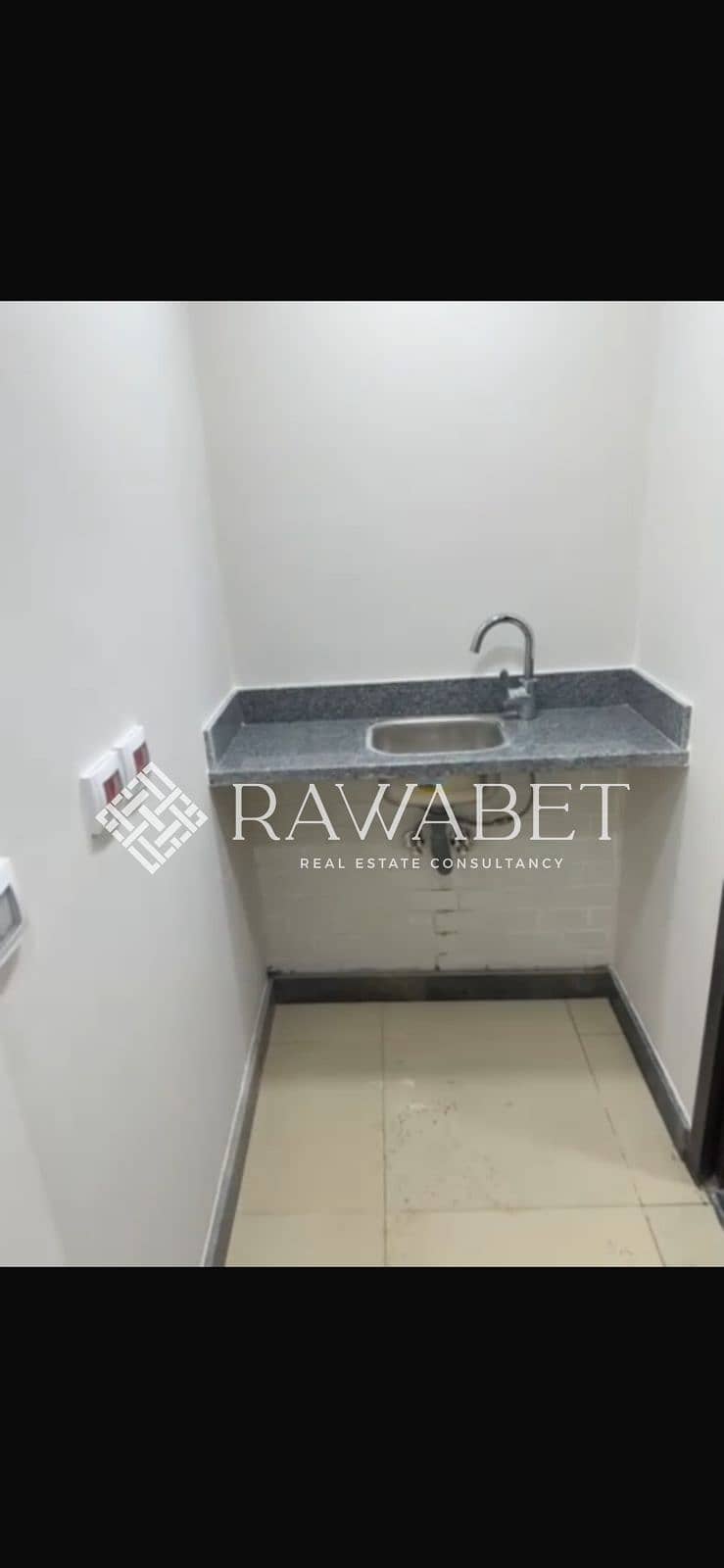 76 sqm office for sale in Trivium Mall, Sheikh Zayed | Fully finished with ACs | 2 rooms, reception, bathroom & kitchenette | Ready to move. – pohled 3