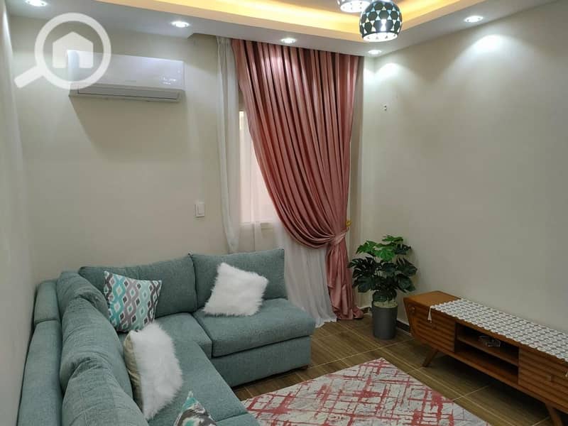For sale, an apartment in Compound Sakan Misr Al-Andalus, New Cairo, at the end of the American University Street and minutes to the 90th South and the Hyde Park Compound, ultra-super-lux finishing. - Widok 6