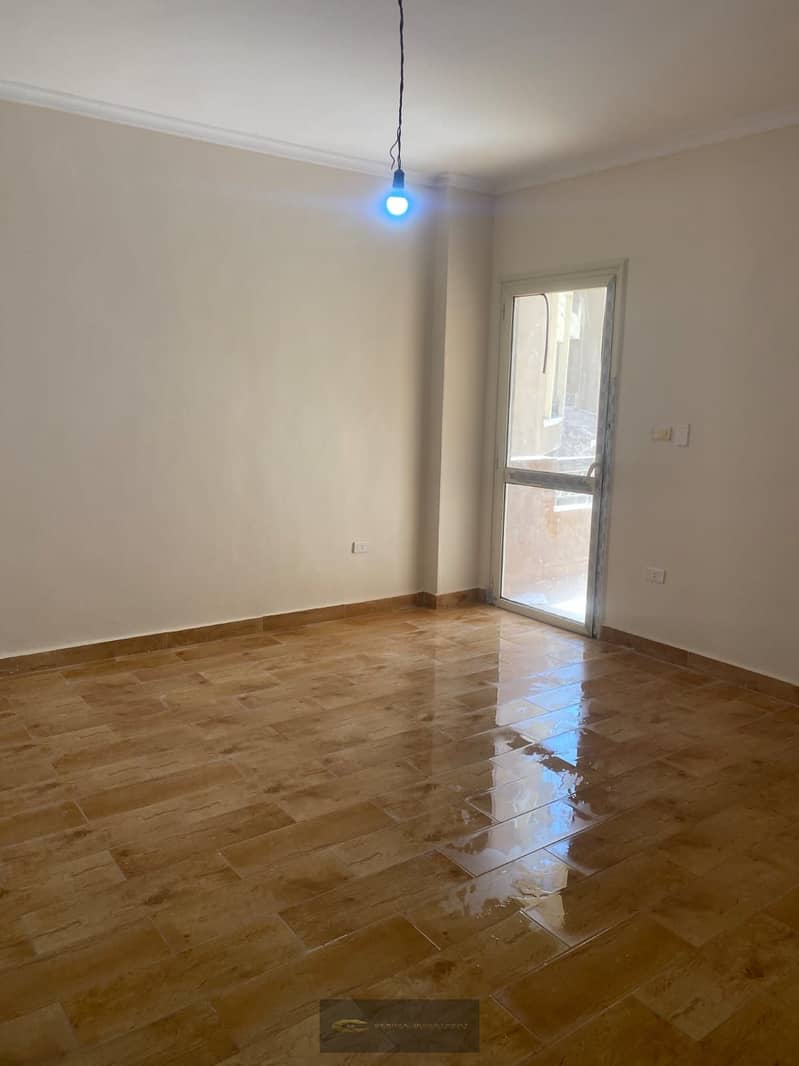Apartment for rent in El Khamayel Compound – Sheikh Zayed. Area: 165 sq m. 3 bedrooms, 3 bathrooms. Floor: First - Widok 6