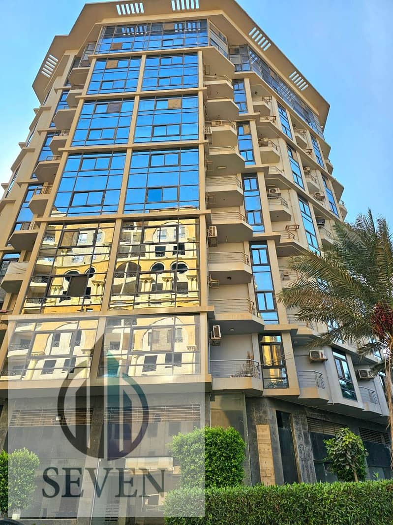 Administrative office for rent, 185 sqm, licensed, in Grand Gate Al-Morshedy, directly on the Ring Road. - Mehr