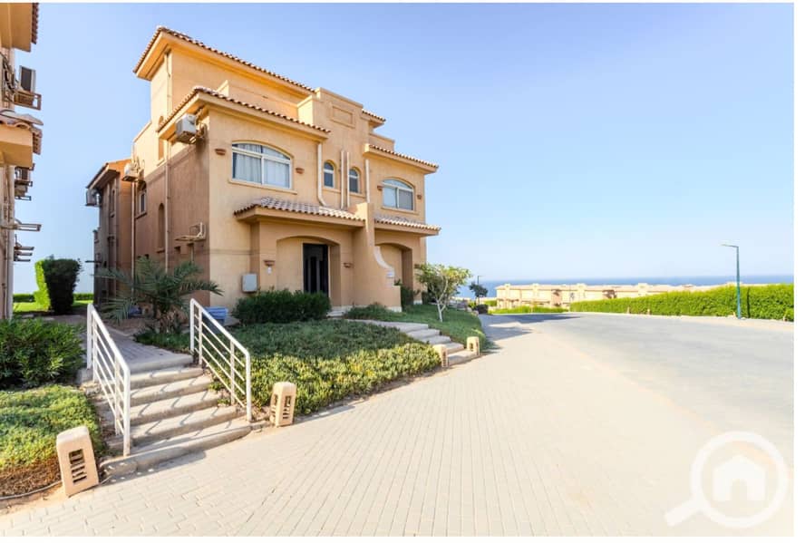 Luxury villa in the mountains of Sokhna - Ansicht 3