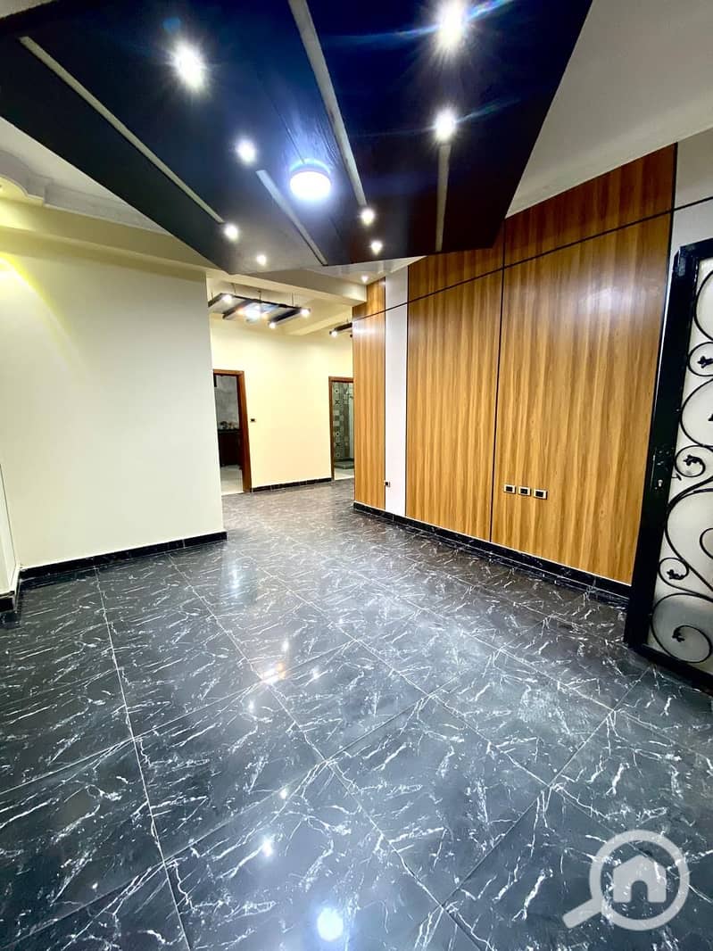 Basement for administrative rent with kitchen, 400 meters, suitable for all activities, highest ceiling in the area, with wooden ceiling decorations, - Ansicht 2