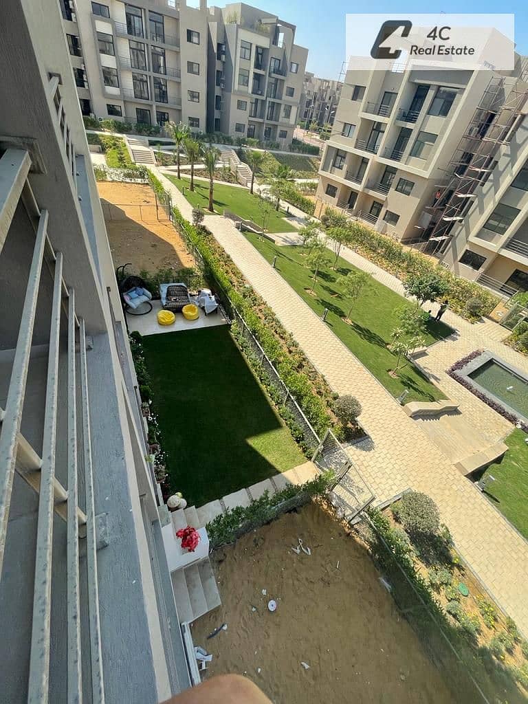 Apartment ready to move resale below market price 175 sqm 3 bedrooms in Fifth Square New Cairo near Golden Square and 90 Street for sale - Widok 4