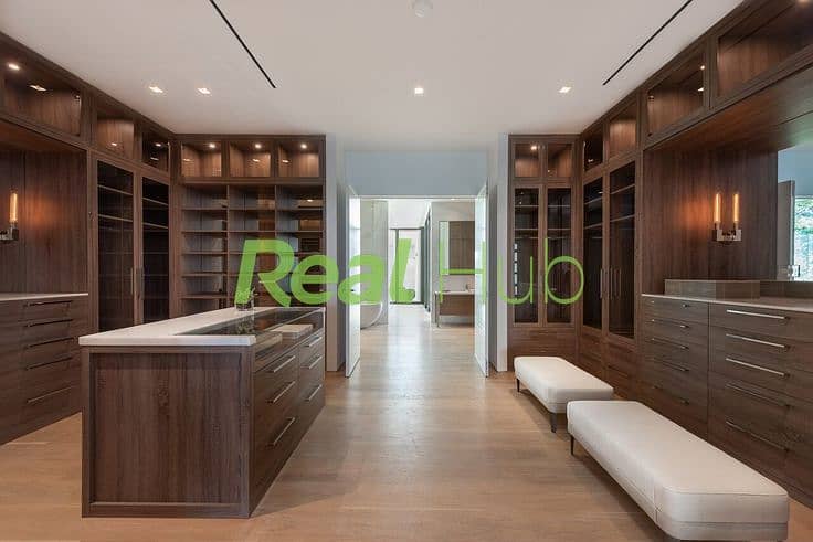10 Photo 11 of 12 in Ultra-Luxe $32 Million Mega-Mansion on Miami Beach…. jpeg