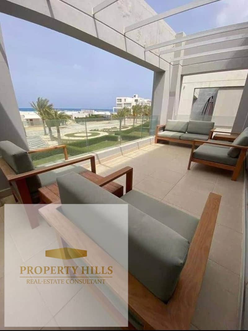 A unique opportunity to own a fully finished Ultra Super Lux Twin House in La Vista Ras El Hikma, featuring a stunning Double Sea View - Vista 3