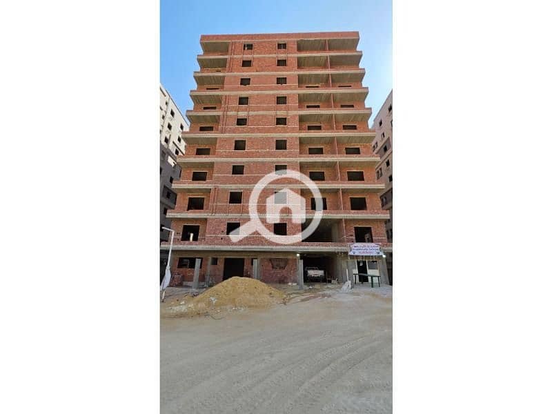 Apartment for sale with immediate delivery in the heart of Zahra Al-Maadi, right next to Wadi Degla Club. - Widok 4