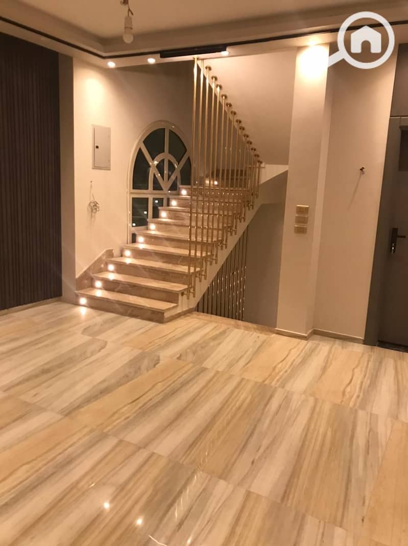 Standalone Villa for Rent in Spring Valley Compound – El Shorouk City A rare opportunity to live in a luxurious standalone villa in one of the most p - Widok 3