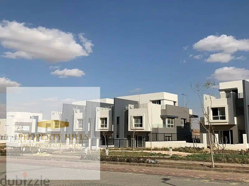 Resale Townhouse Villa 281 sq m in Hyde Park Compound 3 Bedrooms Prime Location Special Price Fifth Settlement near the American University New Cairo - Widok 2