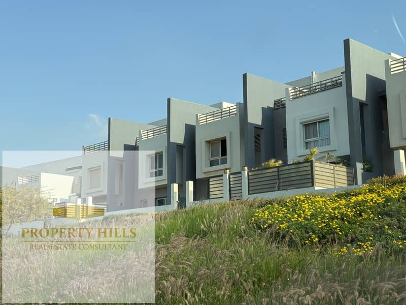 Resale Townhouse Villa 281 sq m in Hyde Park Compound 3 Bedrooms Prime Location Special Price Fifth Settlement near the American University New Cairo - Widok 6
