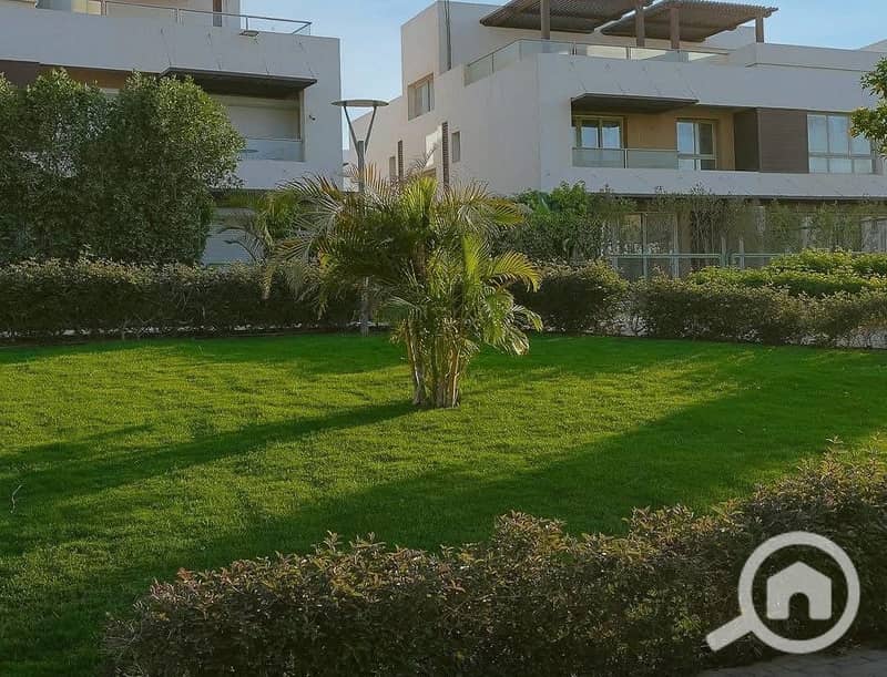 Prime located Twinhouse ready to move in Upville next to Palm Parks – další