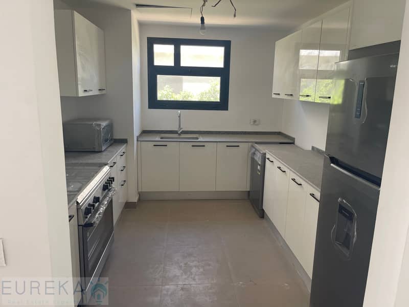 Twin House for rent in Al-Borouj Compound with kitchen, air conditioning, and appliances - Więcej