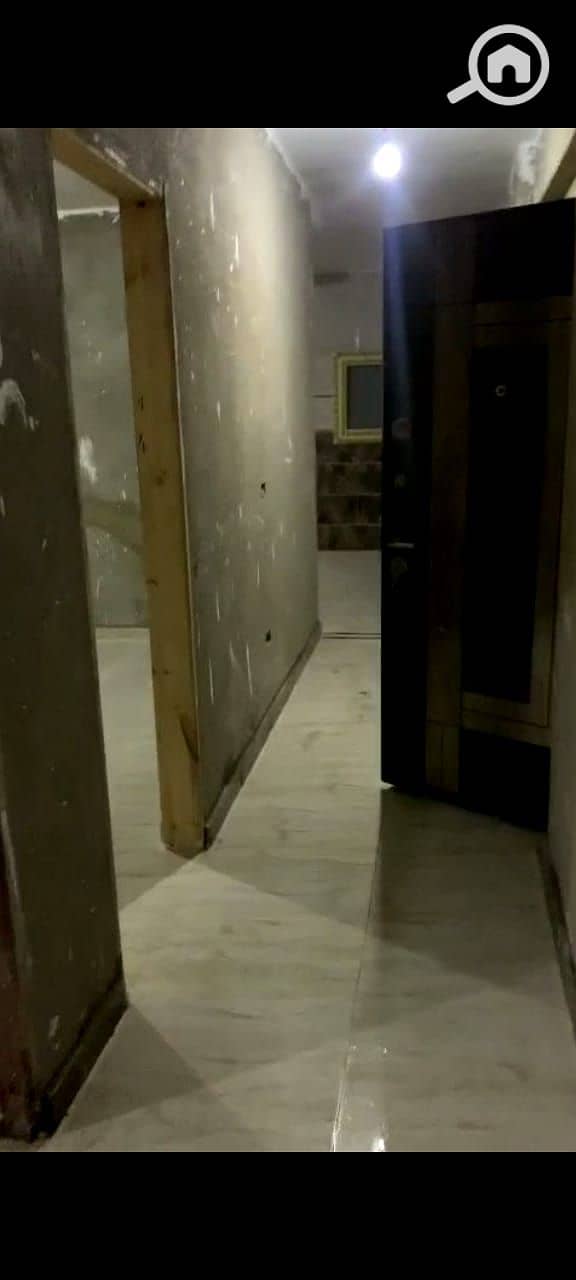 For quick sale, an apartment of 105m on the 3rd/4th floor, partially finished at a bargain price. - Ansicht 2