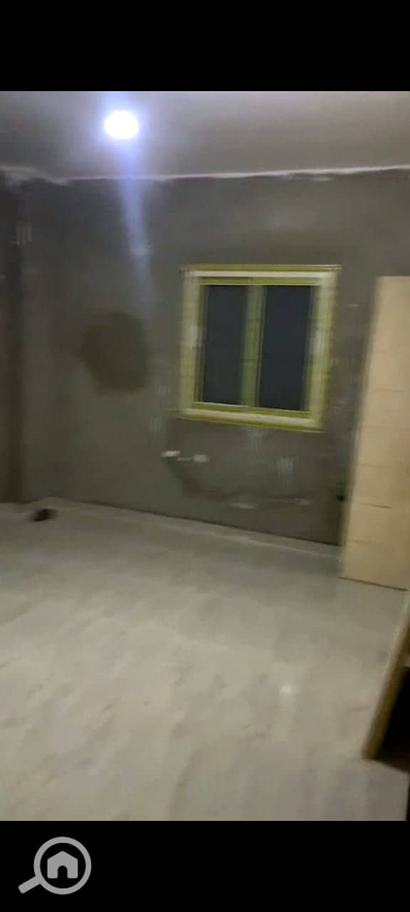 For quick sale, an apartment of 105m on the 3rd/4th floor, partially finished at a bargain price. - Ansicht 3