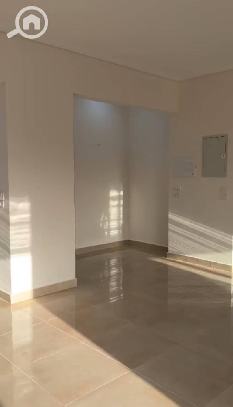 Apartment for rent in Al Yasmin 8 - First Settlement, on the main street, 240 meters, ultra super lux finishing - Widok 5