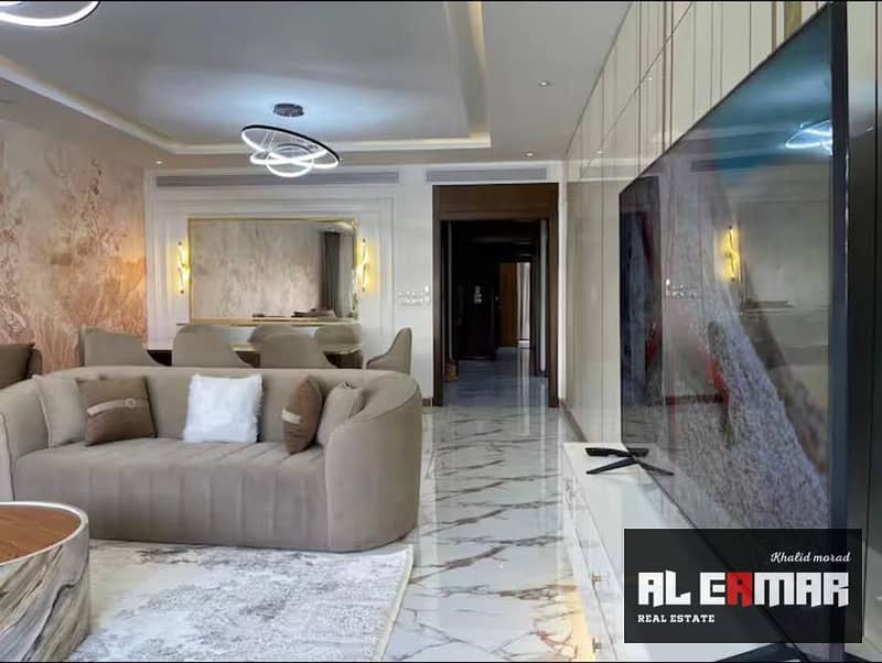 Apartment for rent inside Westown Compound – Beverly Hills - Mehr