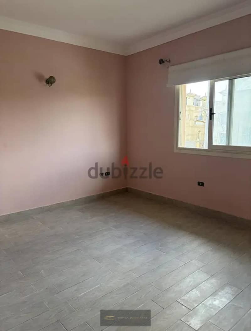 A distinctive corner villa for rent in Sheikh Zayed inside the Royal City compound – Sheikh Zayed with the largest area and a private garden. - Widok 3