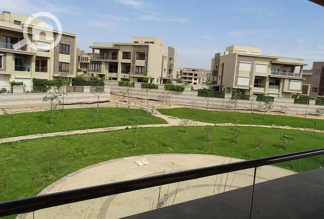 5 Pyramids Heights 5. jpg