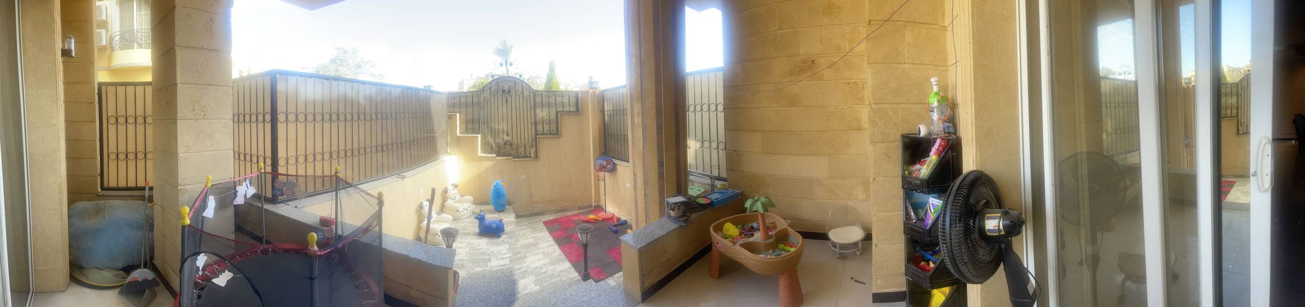 4 bedroom apartment with garden - Więcej