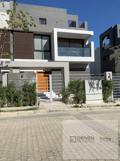 توين هاوس 3 غرف نوم للايجار في الشيخ زايد، الجيزة - WhatsApp Image 2026-06-08 at 4.20. 03 PM. jpeg