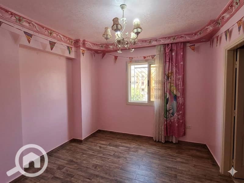 A ground-floor apartment with a private garden in Dar Misr El Shorouk - Mehr