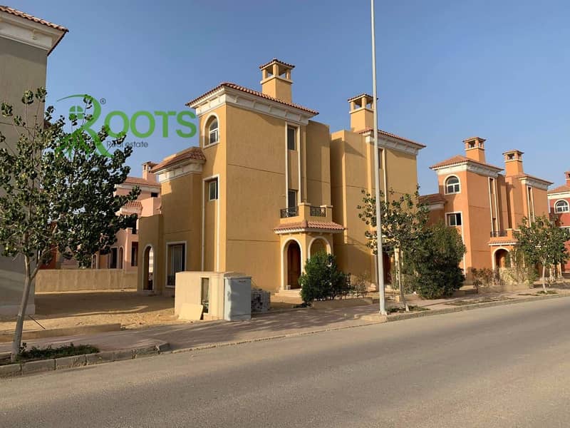 573m Villa Immediate Delivery - 1st Row on Boulevard - Nyoum 6 October - 6 October - Ansicht 6