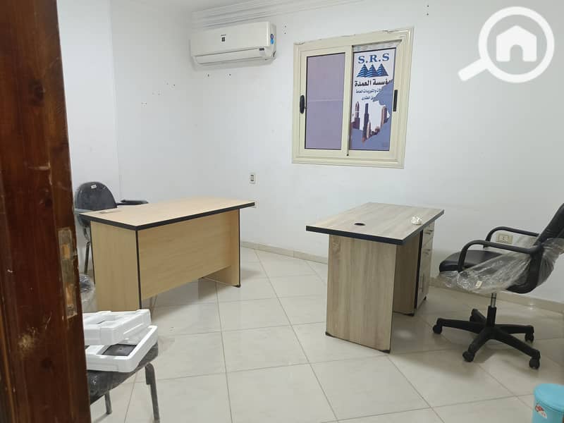 In the Pyramids Gardens, administrative or commercial - Widok 2