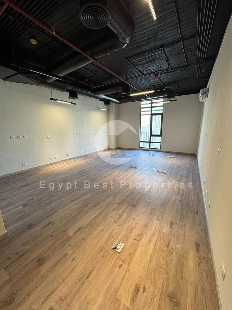 Finished Office 78m For Rent in District 5 by Marakez New Cairo 5th Settlement - Ansicht 6