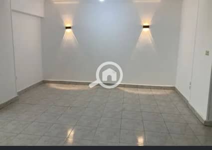 مکتب  للايجار في مدينة نصر، القاهرة - 1000830624. jpg