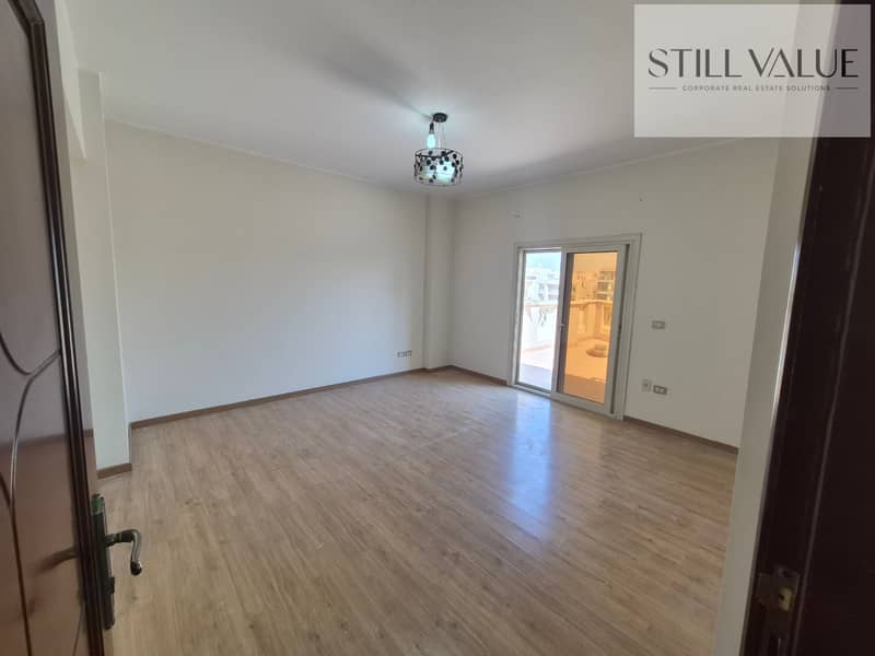 Rooftop for rent for a family in South Academy, First Settlement, overlooking a garden. - Ansicht 4