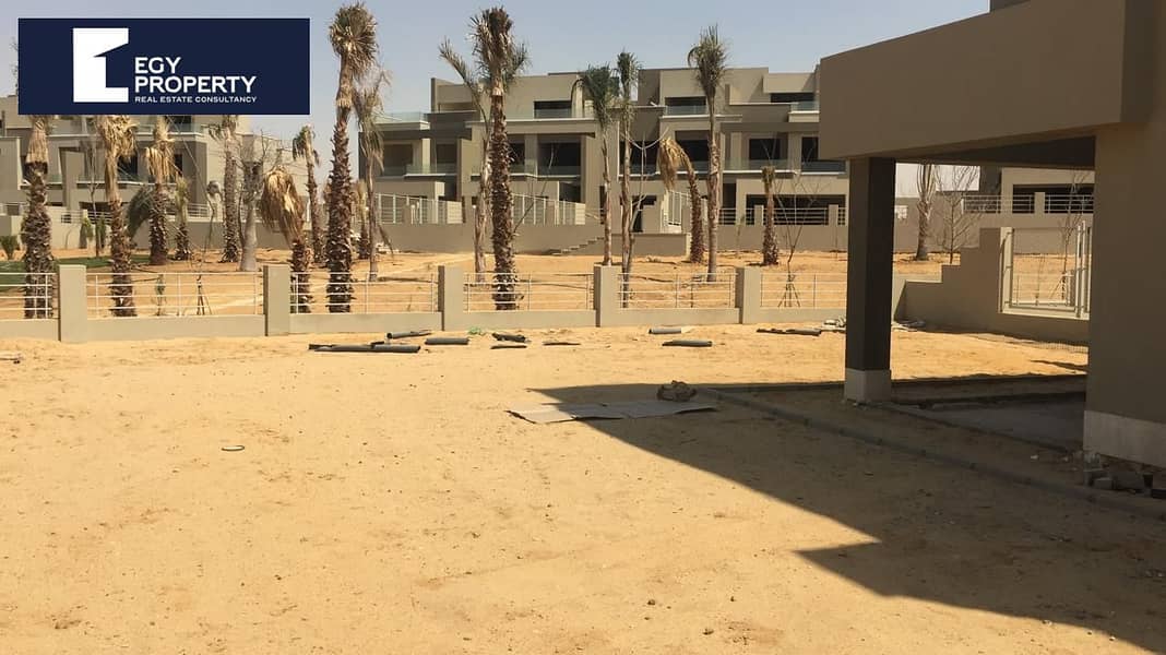 Twinhouse villa For Sale in Palm hills katameya extension Ready to move with attractive price - Widok 4