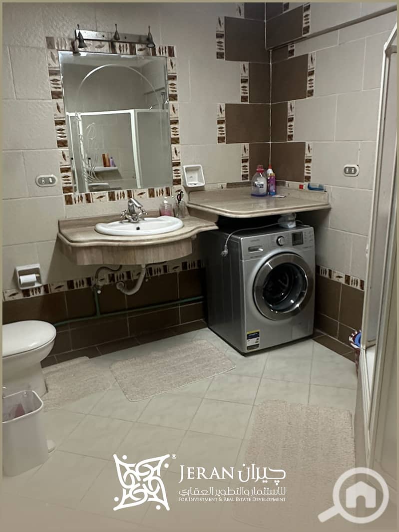 Duplex apartment of 200m for sale in Roshdy, in the villas area, steps from the sea, with a distinctive internal division. - Aanzicht 6