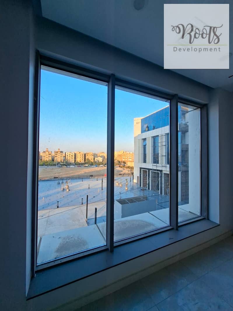 For Sale,Administrative Office Ready to move ,Fully Finished ,in a prime location with open view in Park Yard Mall 6 October - Widok 6