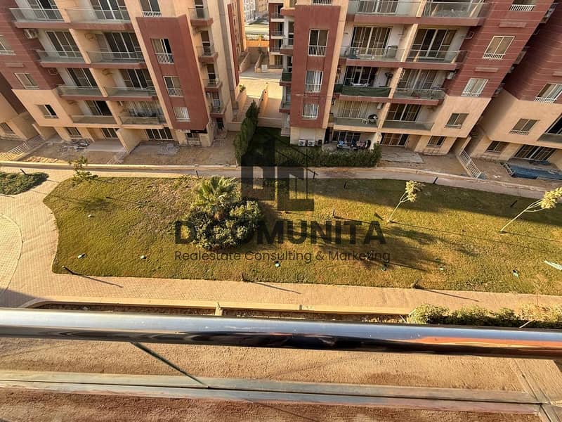 Penthouse for rent with an area of 255 square meters and a roof of 133 square meters in Ameer View Compound Promenade - North-facing view garden with air conditioning and garage. – další