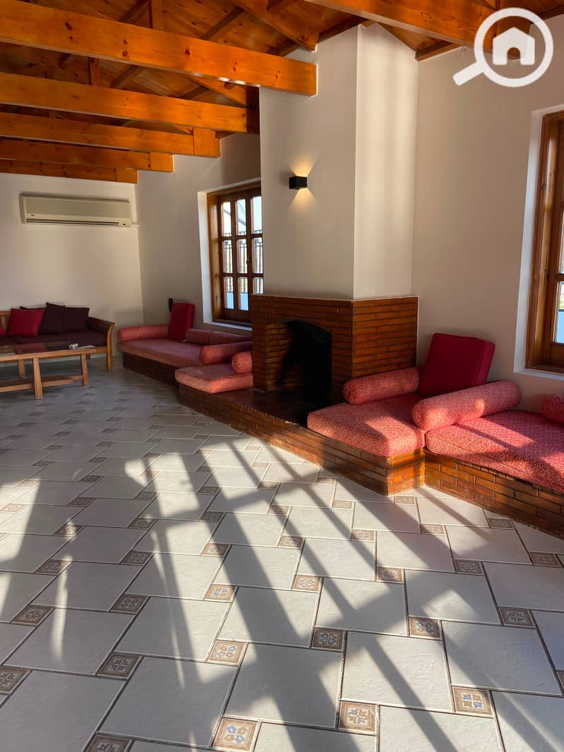 Half-furnished penthouse for rent, 4 rooms, air-conditioned with kitchen – pohled 4