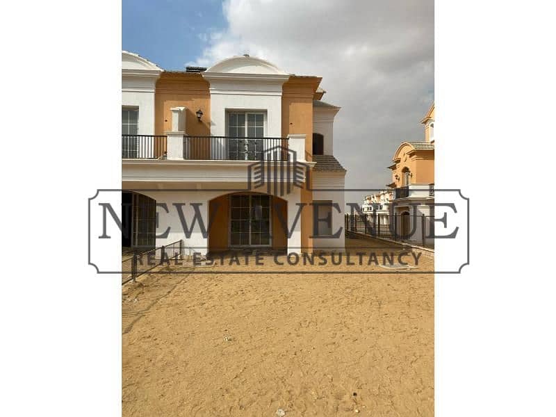 Lowest price Town house corner for sale at Layan New Cairo prime location overlooking landscape Ready to move Core and Shell - Ansicht 3