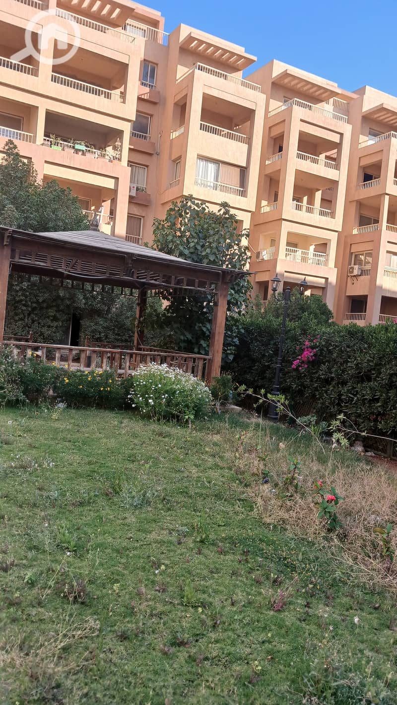 For sale a 200 sqm apartment with a 200 sqm garden directly on the lake in Garden Hills compound, 6th of October, Northern expansions - Widok 3