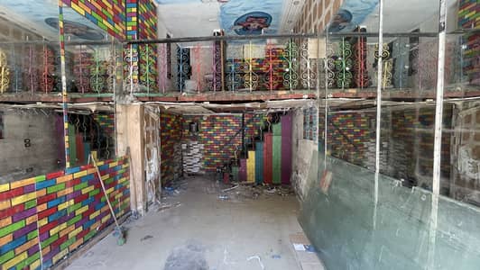 Retail for Rent in Fleming, Alexandria - للإيجار محل في فلمنج الوسطاء يمتنعون