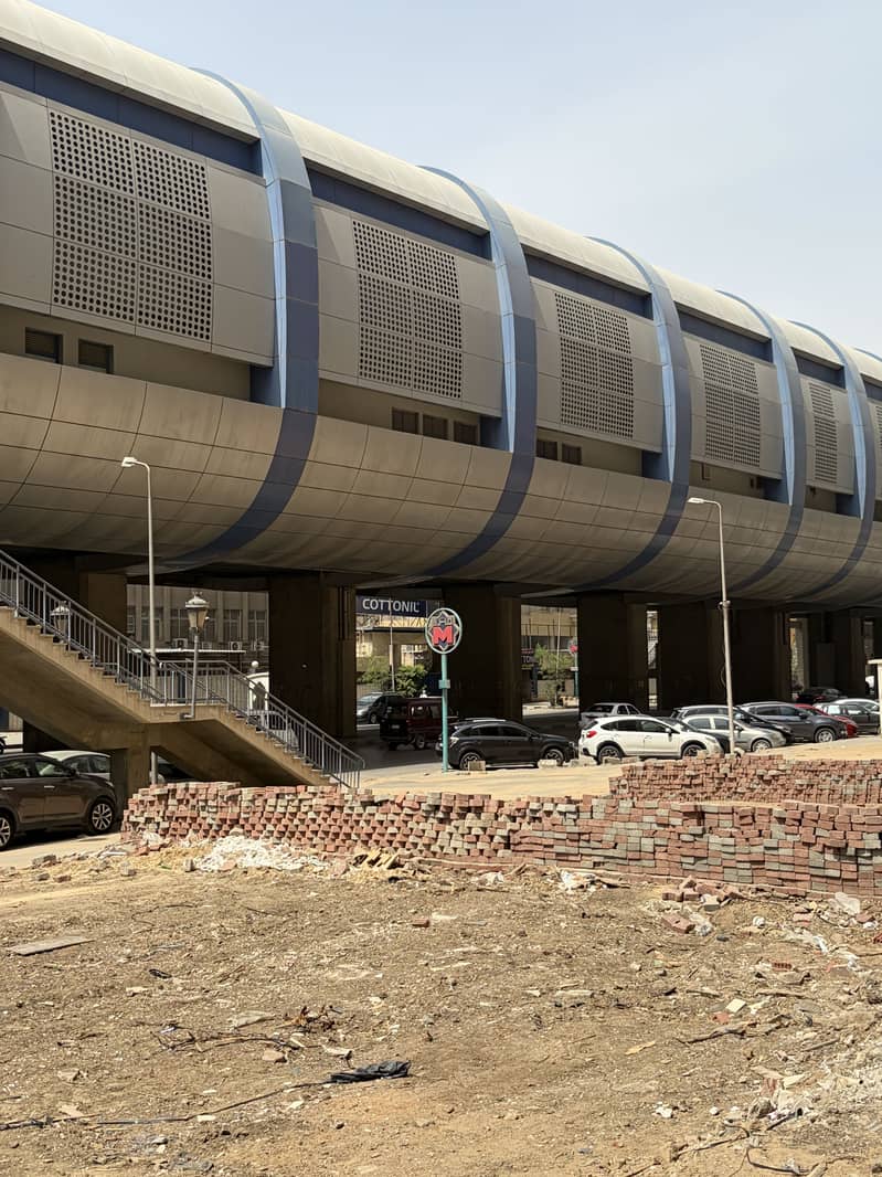 Shop for Rent | Metro Station frontage | Gesr Al-suez - Więcej
