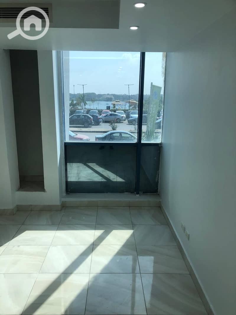 Administrative office for rent on the Nile Corniche in Maadi - Mehr