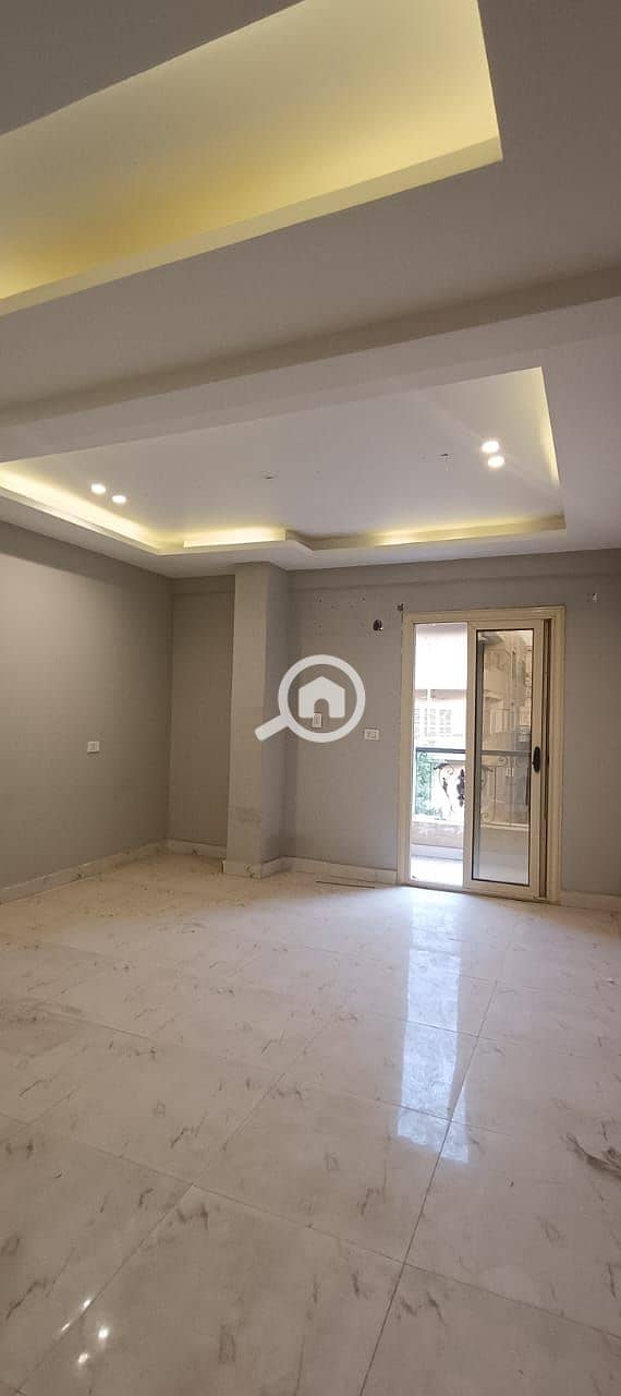 Office for rent at the intersections of Al-Mirghani and Al-Thawra streets, very distinguished location - Widok 4