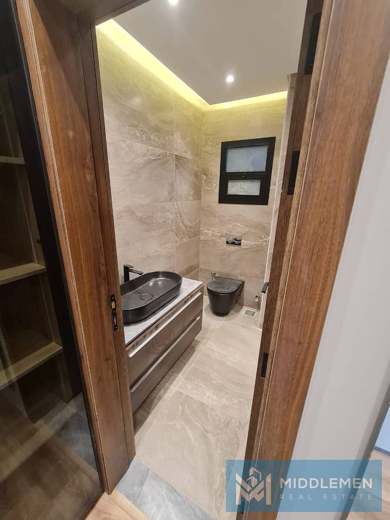 apartment for rent 190m prime location Fully Finished with Furniture SODIC Villette Residences new cairo - Widok 4
