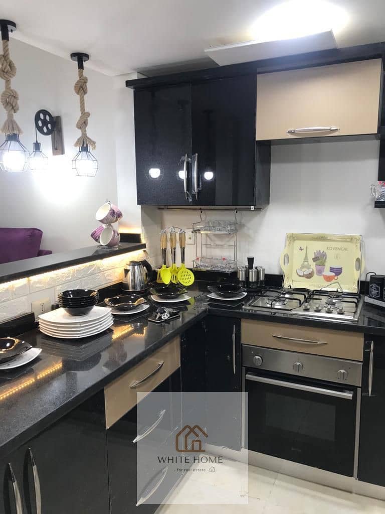 Luxury duplex fully furnished for rent in Porto New Cairo (NEOM), best location for the American University, at a special price. – pohled 6