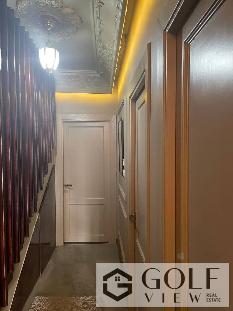 “For a quick sale: 170 sqm penthouse with a 76 sqm rooftop terrace in Mountain View Chill Out Park. Developed by Mountain View Projects—just minutes f - Ansicht 4