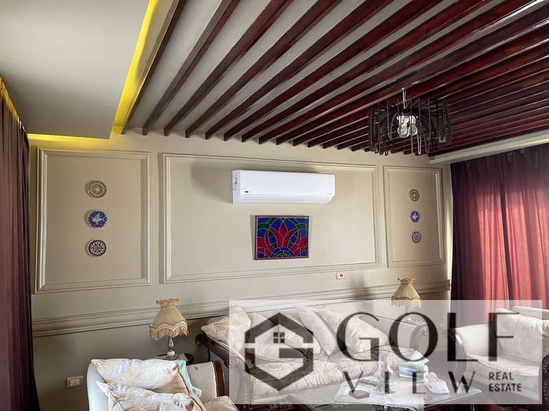 “For a quick sale: 170 sqm penthouse with a 76 sqm rooftop terrace in Mountain View Chill Out Park. Developed by Mountain View Projects—just minutes f - Ansicht 5